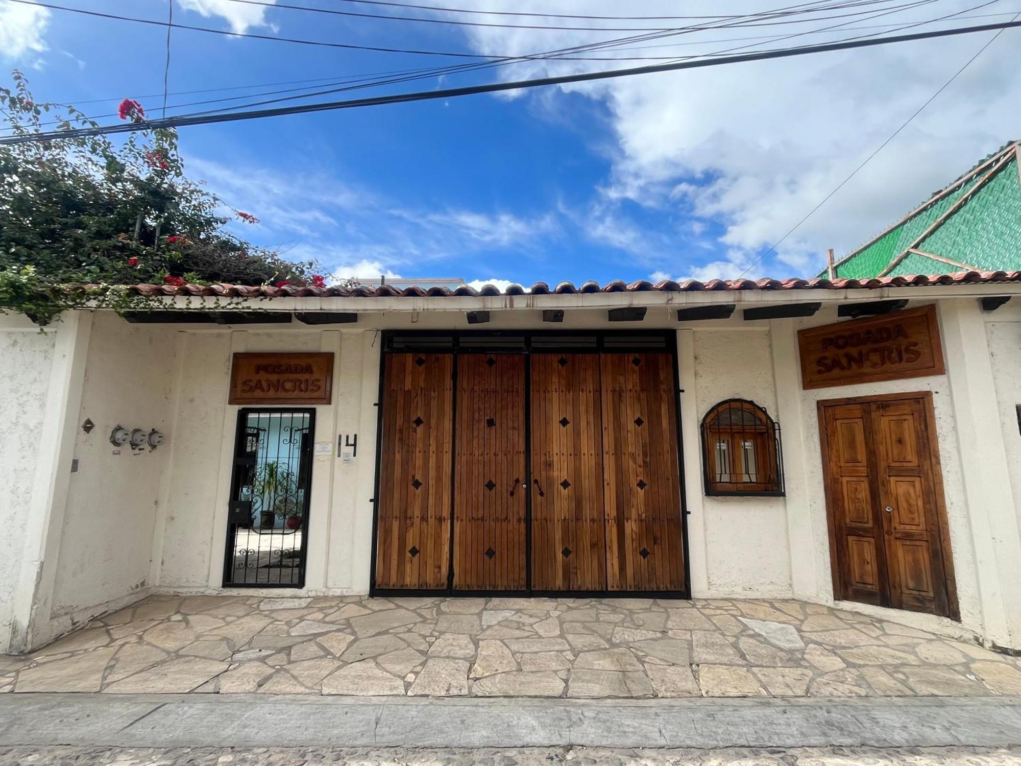 Posada Sancris San Cristóbal de Las Casas エクステリア 写真